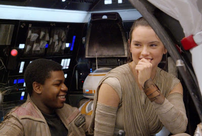 Star-Wars-The-Force-Awakens-Vanity-Fair-John-Boyega-and-Daisy-Ridley