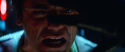 Star-Wars-7-Trailer-3-Poe-Dameron-Torture