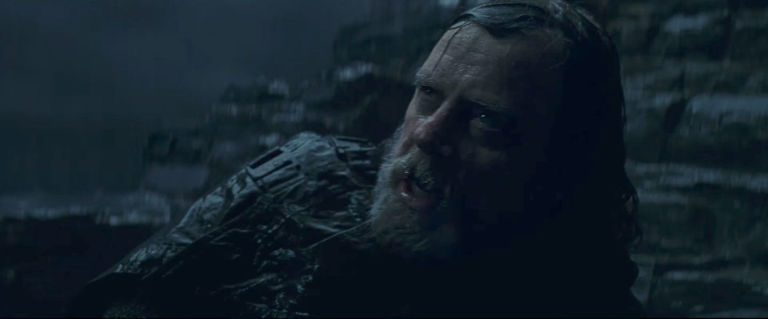 gallery-1509612571-luke-skywalker-the-last-jedi-2