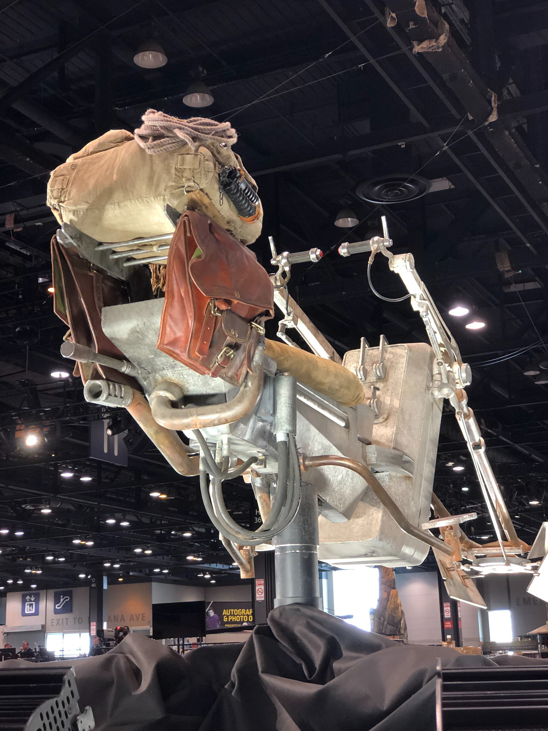 speeder-bike-motojet-the-mandalorian-star-wars-celebration-chicago-03